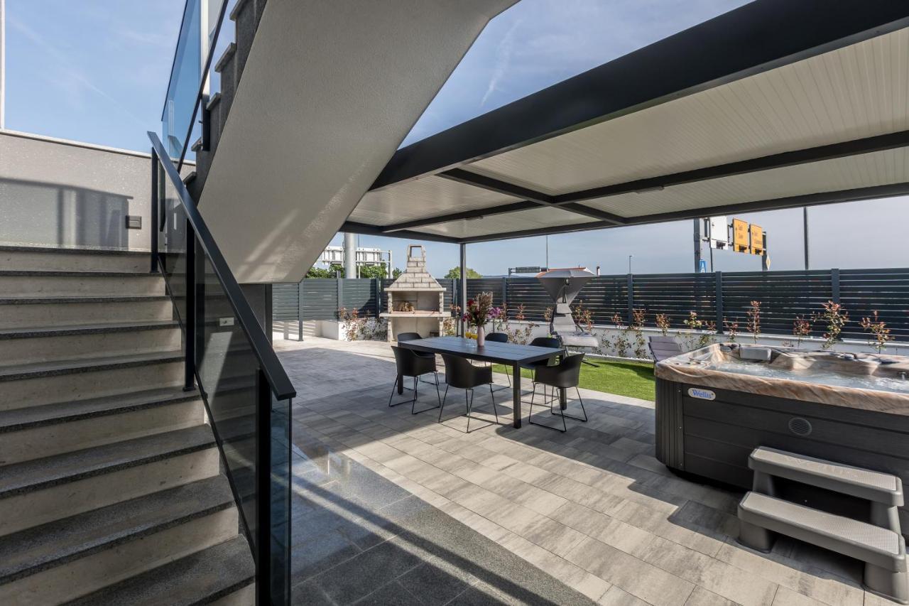 Luxury Apartments Katarina Kaštela Εξωτερικό φωτογραφία