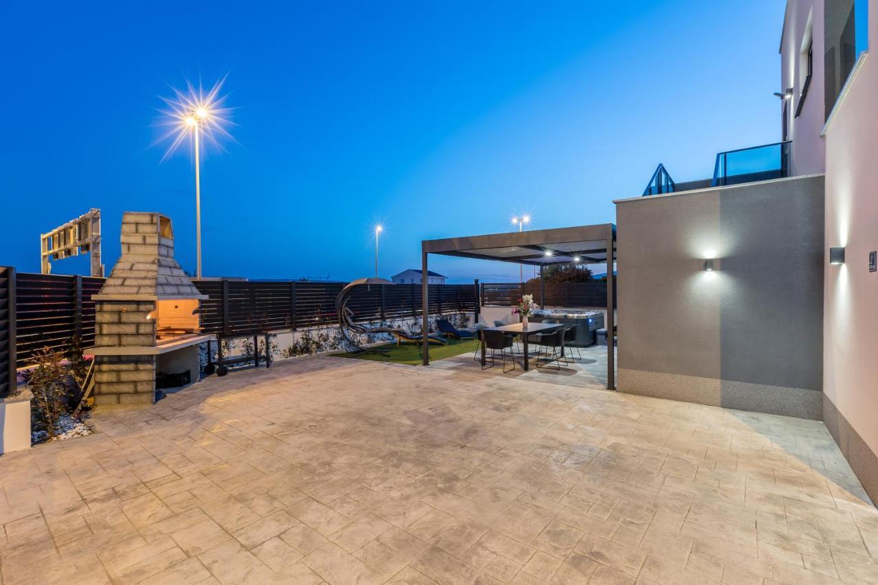 Luxury Apartments Katarina Kaštela Εξωτερικό φωτογραφία