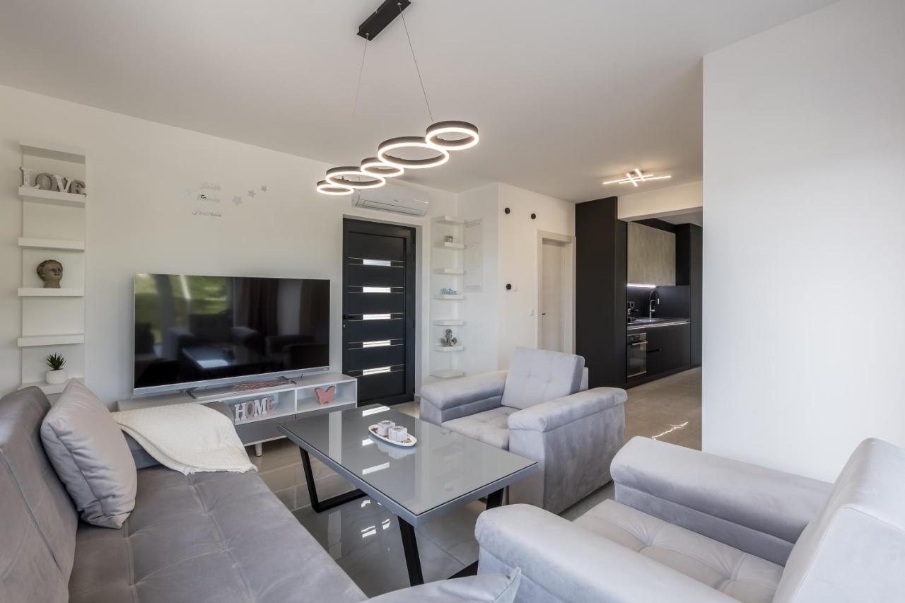 Luxury Apartments Katarina Kaštela Εξωτερικό φωτογραφία