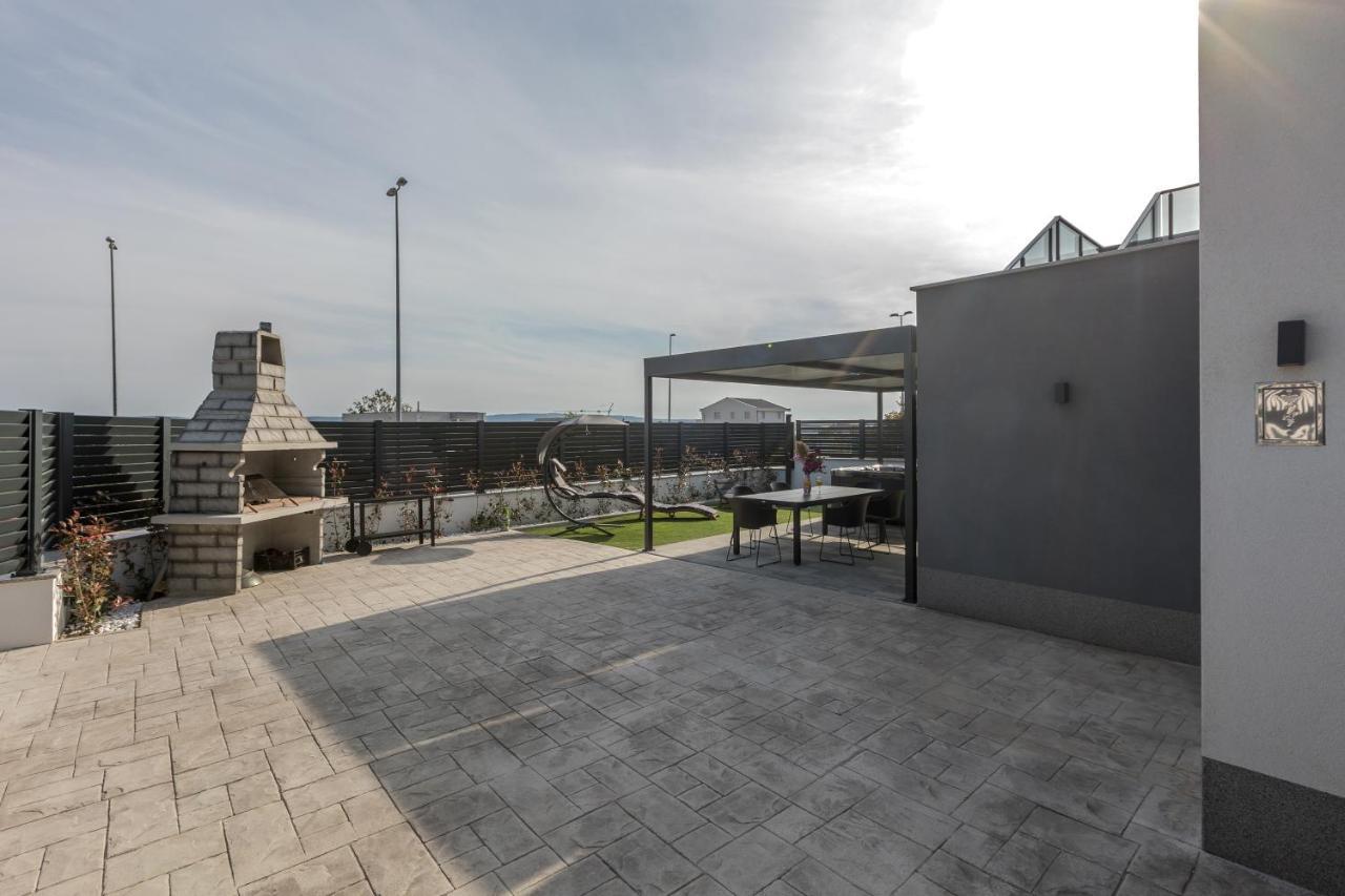 Luxury Apartments Katarina Kaštela Εξωτερικό φωτογραφία