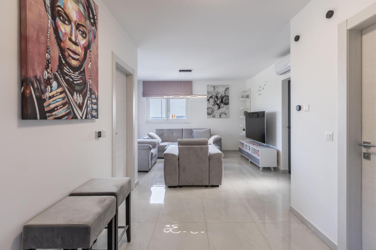 Luxury Apartments Katarina Kaštela Εξωτερικό φωτογραφία
